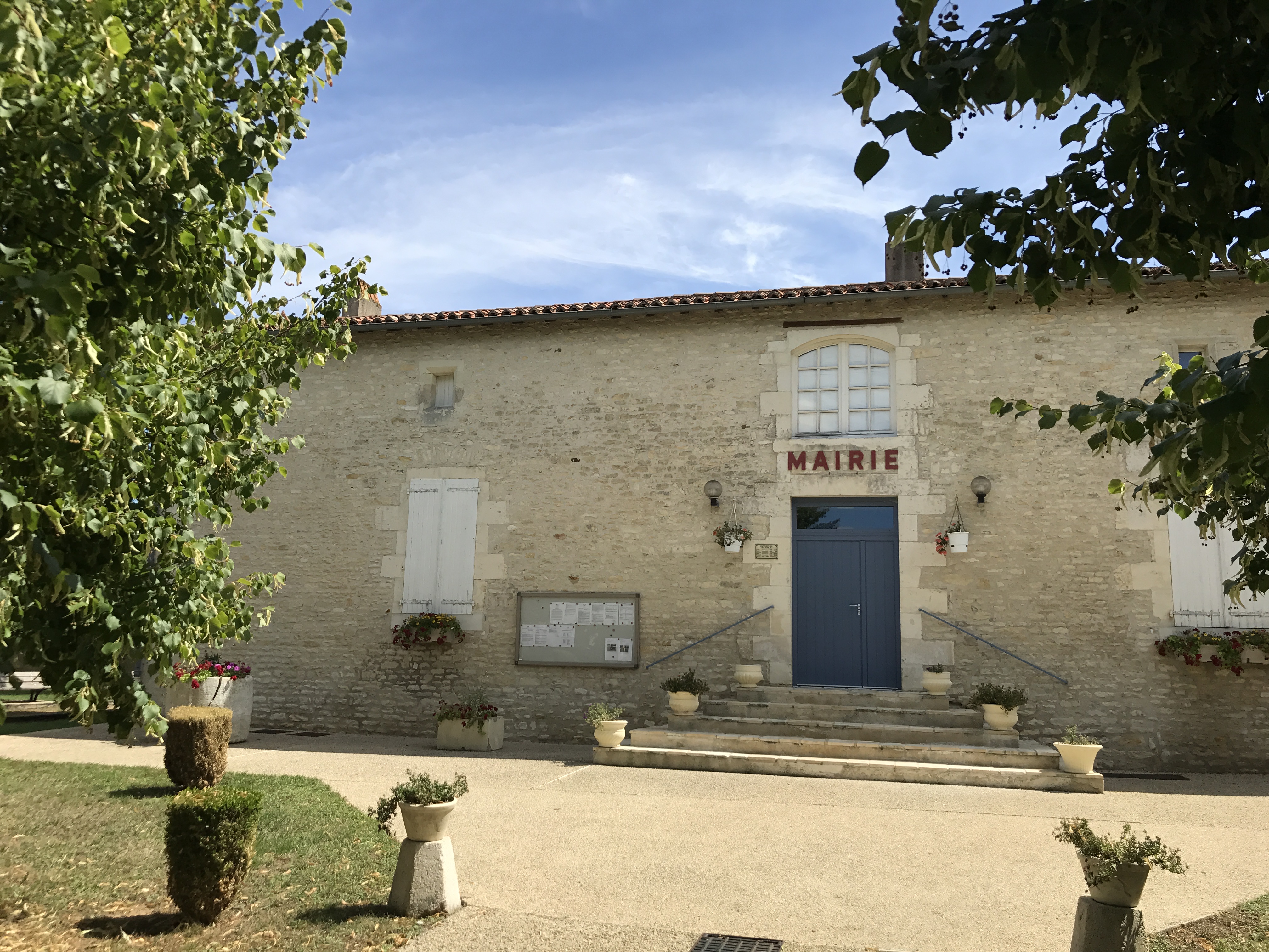 Mairie Charrais