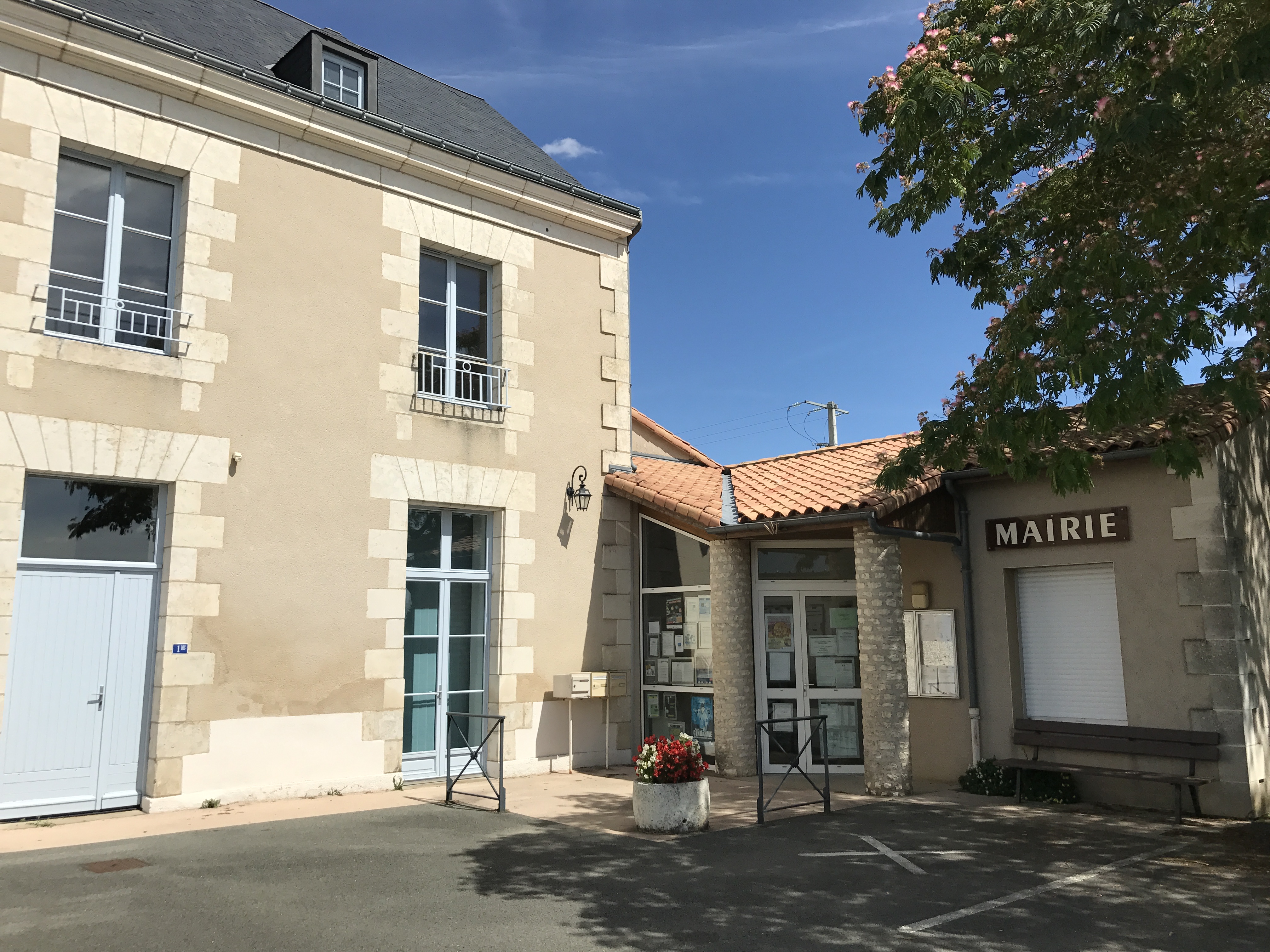 Mairie blaslay